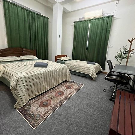 La Wood Homestay كامبونغ كوالا بيسوت المظهر الخارجي الصورة