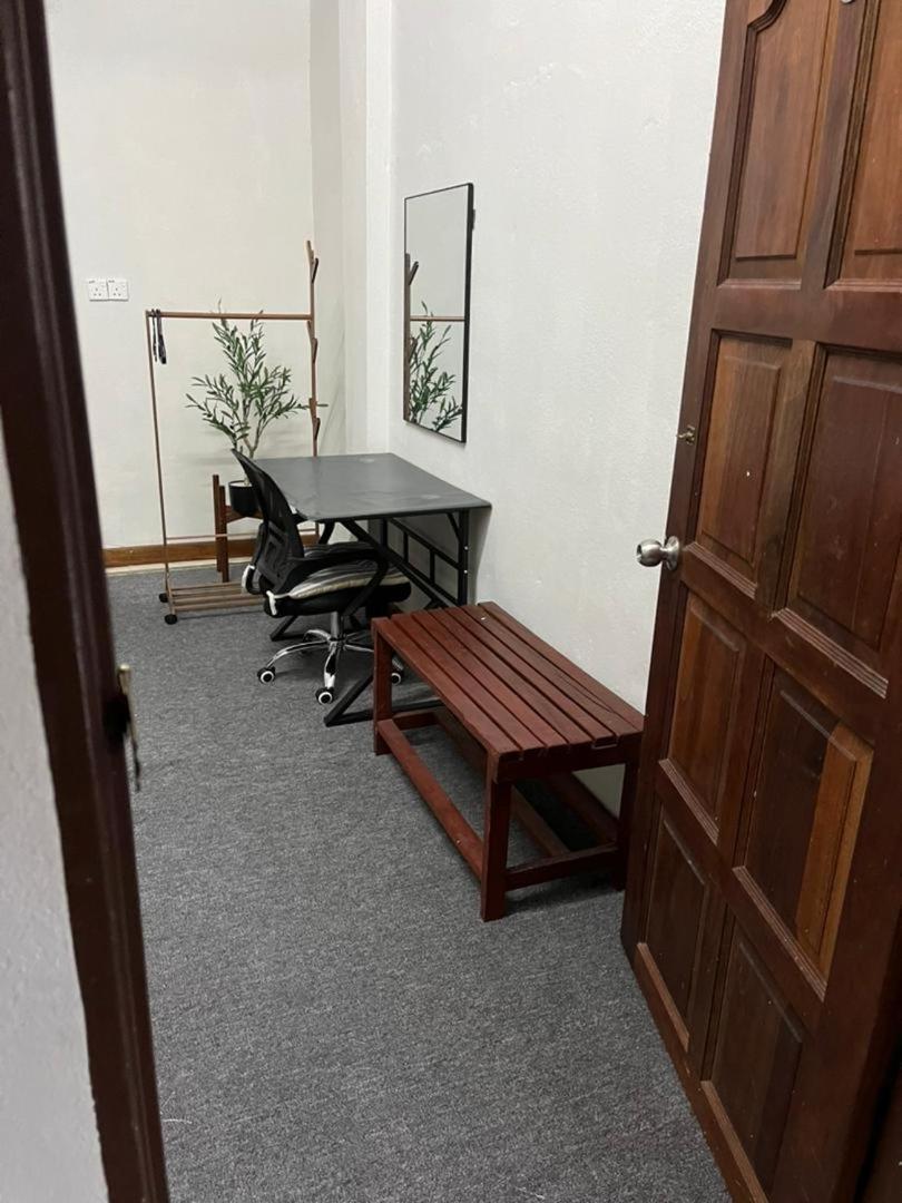 La Wood Homestay كامبونغ كوالا بيسوت المظهر الخارجي الصورة